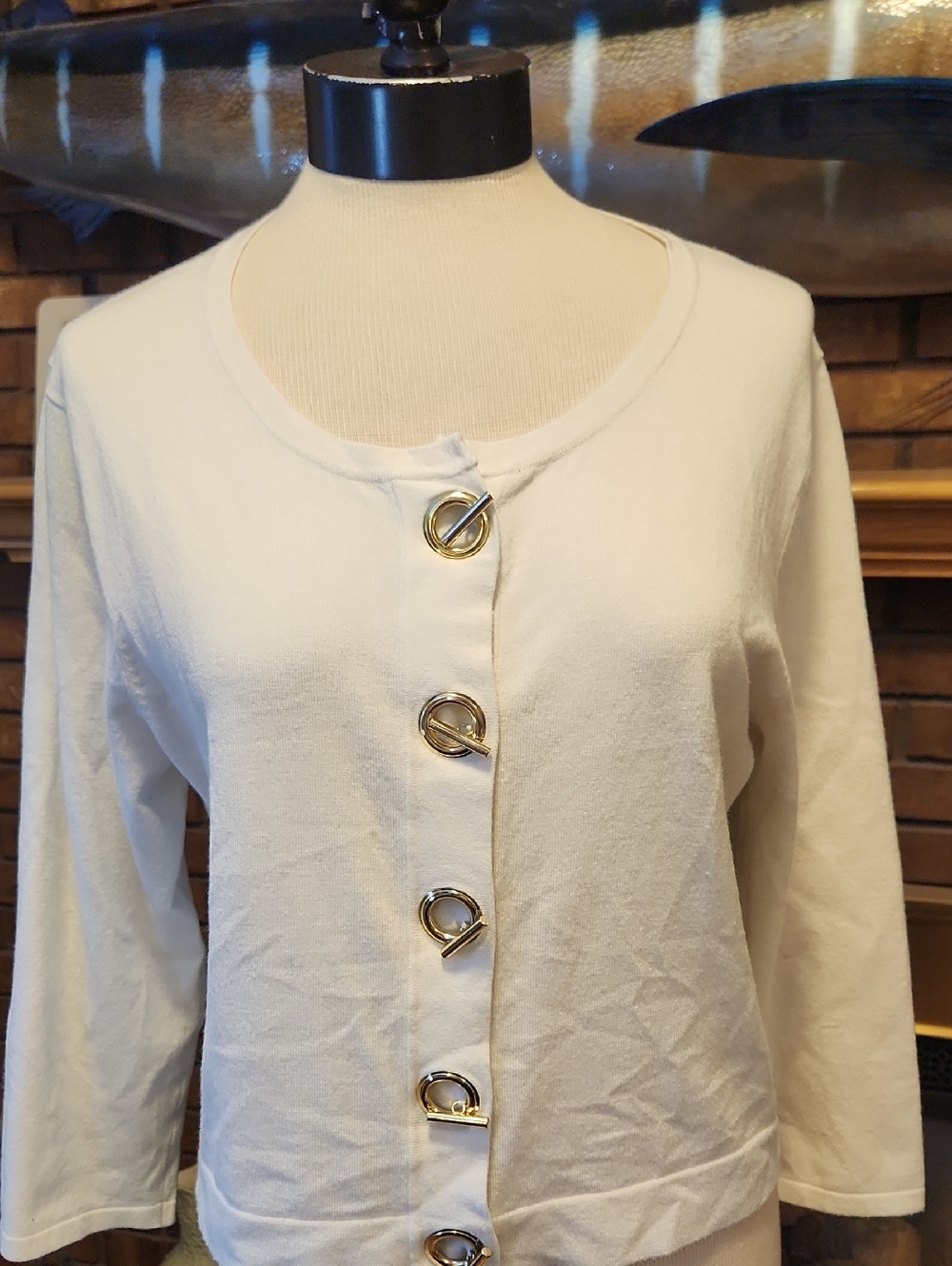 Spense White Cropped Cardigan Gold Toggle Closure Buttons Size XL Spring Summer